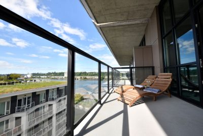 lounge zone balcony 2